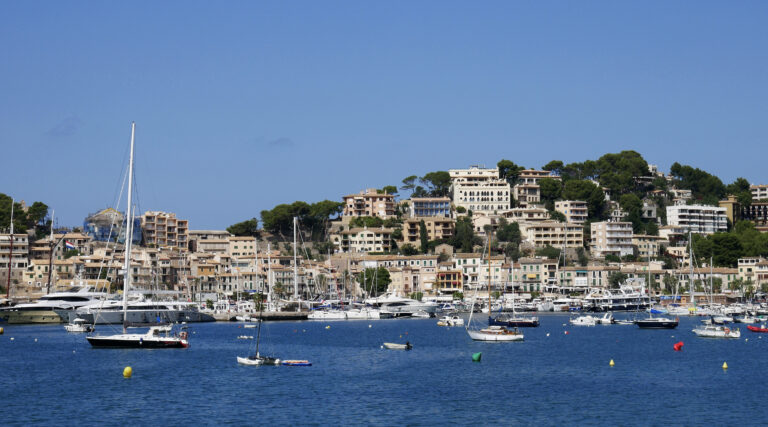 port de soller in mallorca