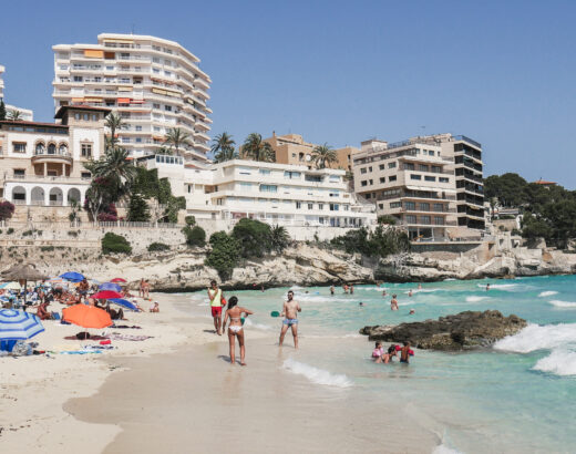 work in magaluf