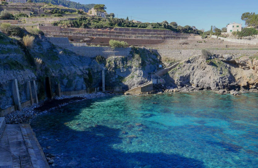 Cala Banyalbufar – nadzwyczajna zatoka u stóp gór Serra de Tramuntana na Majorce.