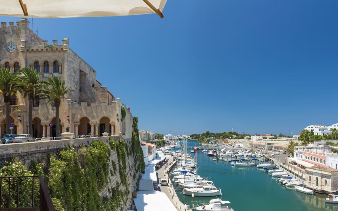 Jednodniowa wycieczka na Minorkę z transportem z hotelu