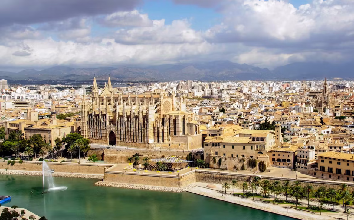 Wycieczki po Palmie z opcjonalną wizytą w katedrze i Valldemossie